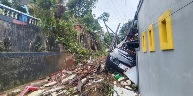 Ambon Diterjang 603 Bencana, Tiga Orang Meninggal Dunia