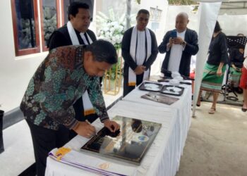 Resmikan Pastori III Jemaat GPM Halong, Walikota: “Bukan Sekadar Menara Gading”