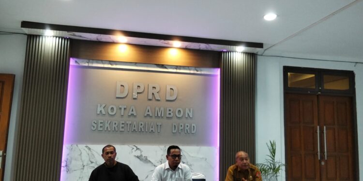 Ketua DPRD Ambon Minta Maaf Terkait Dugaan Pemukulan Staf, Klarifikasi Tak Terlibat