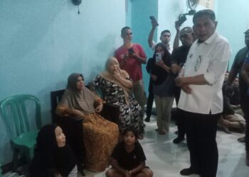 Walikota Tinjau Lokasi Kebakaran Batumerah, 38 Warga Mengungsi