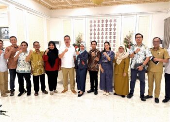 Gubernur Maluku Dorong Pembangunan Jalan Pesisir Teluk Ambon