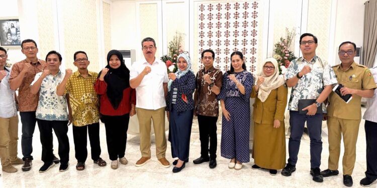 Gubernur Maluku Dorong Pembangunan Jalan Pesisir Teluk Ambon