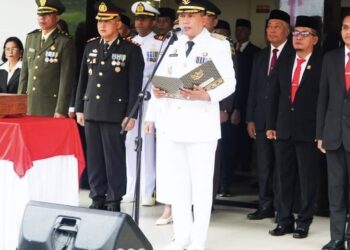 Peringati HUT ke-80 RI, Pemkot Ambon Gelar Upacara Pengibaran Bendera di Balai Kota