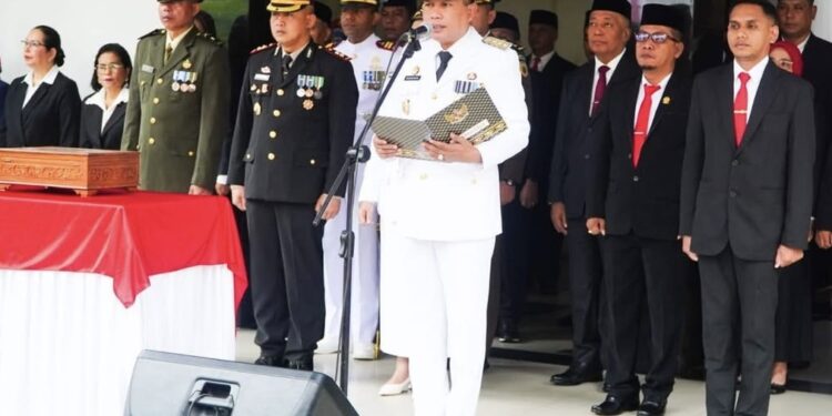 Peringati HUT ke-80 RI, Pemkot Ambon Gelar Upacara Pengibaran Bendera di Balai Kota