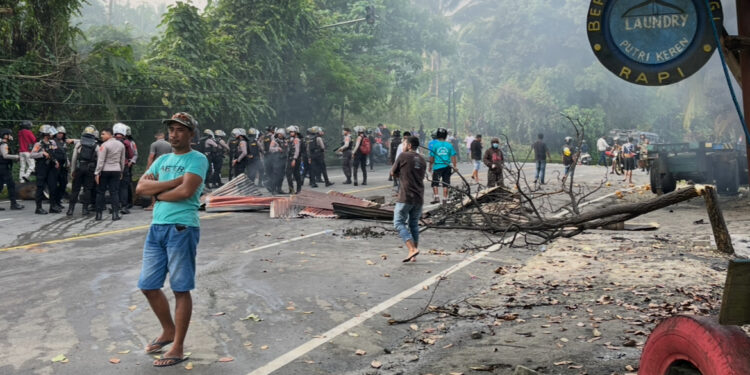 Bentrok di Hunuth Ambon, 350 Personel TNI-Polri Dikerahkan