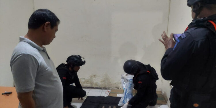 Polda Maluku Musnahkan 11 Bom Rakitan Dari Masyarakat