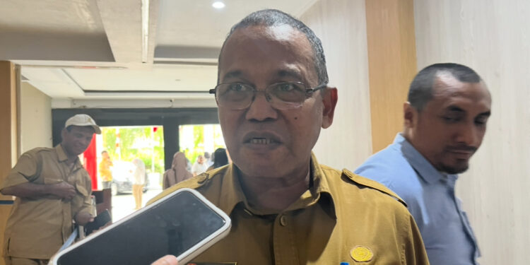 Dinas PU Ambon Perbaiki 233 Titik Lampu Jalan