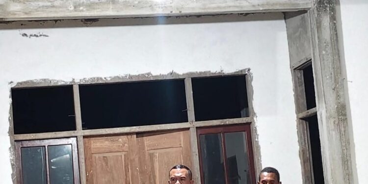 Anos Yeremias Serap Aspirasi Pada Sejumlah Desa di MBD