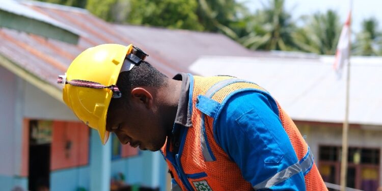 PLN UIW MMU Dorong Digitalisasi Pendidikan Lewat Super SUN Hybrid di Tiga Pulau Terpencil