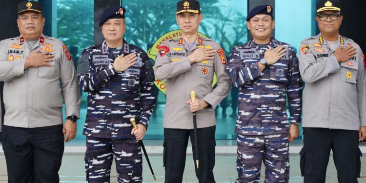 Kapolda Maluku Lakukan Courtesy Call ke Komandan Kodamar IX Ambon