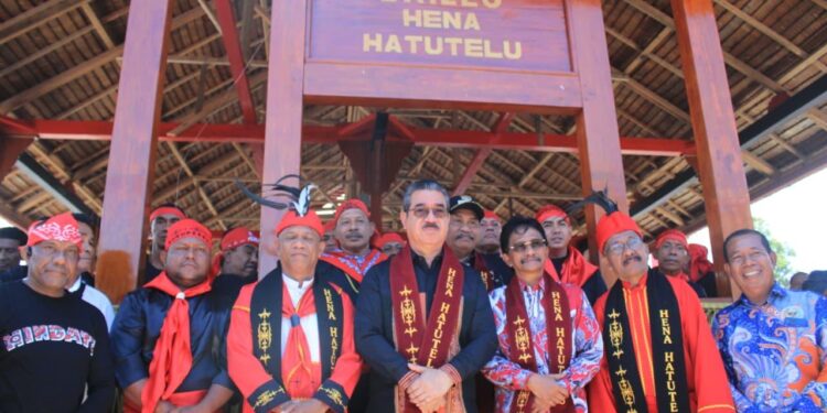 Gubernur Maluku Resmikan Baileo Hena Hatutelu di Piru