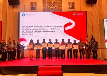 Wagub Hadiri Peluncuran Program SMA Unggul Garuda Transformasi 2025