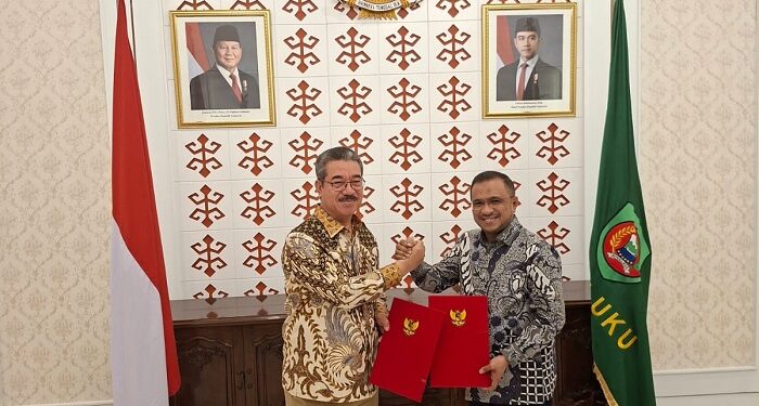 Gubernur dan Bupati SBT Tandatangani Pembagian PI 10 Persen Blok Seram Non Bula