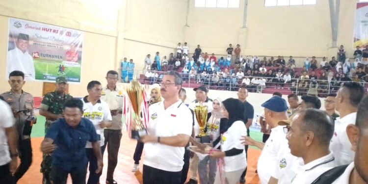 Gubernur Maluku Tutup HL Futsal Cup 2025