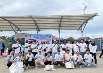 PLN UP3 Sofifi Gandeng Pemda Malut Sukseskan World Cleanup Day 2025