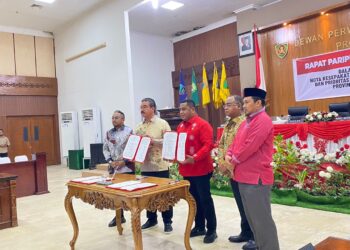 DPRD Maluku Gelar Rapat Paripurna Penandatanganan Nota Kesepakatan Perubahan APBD 2025