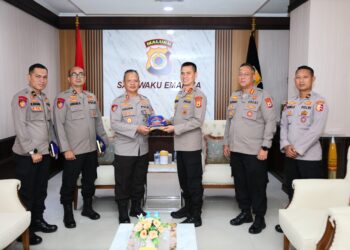 Kapolda Maluku Terima Silaturahmi Komandan KP Yudistira – 8003