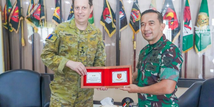 Athan Australia Kunjungi Kodam XV/Pattimura, Bahas Rencana Latihan Bersama di Morotai
