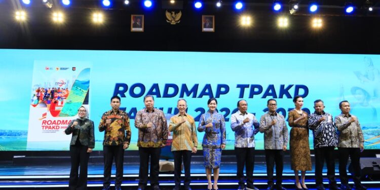 OJK Bersama Kemendagri dan Kemenko Perekonomian Gelar Rakornas TPAKD 2025