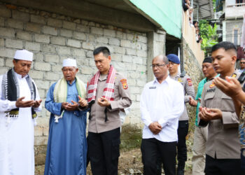 Kapolda Maluku Serahkan Bantuan Sumur Bor untuk Jamaah Masjid Al-Kautsar