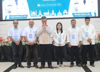 Gubernur Maluku Lepas 55 Jemaah Umroh dan Wisata Rohani