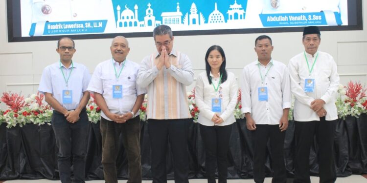 Gubernur Maluku Lepas 55 Jemaah Umroh dan Wisata Rohani