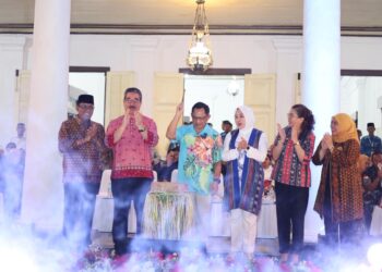 Gubernur Maluku Hendrik Lewerissa Hadiri Acara Pembukaan Banda Heritage Festival 2025