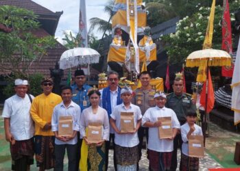 Gubernur Maluku Resmikan Prasasti Candi Bentar di Ambon