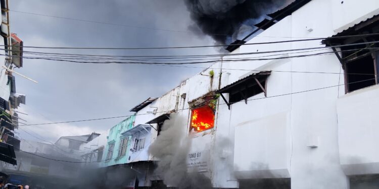 Tujuh Ruko di Batumerah Ambon Ludes Terbakar, Ini Penyebabnya