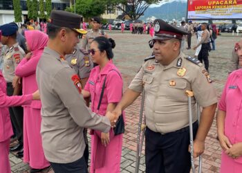 Kapolda Maluku Pimpin Kenaikan Pangkat Bagi 1.031 Anggota Polres Jajaran