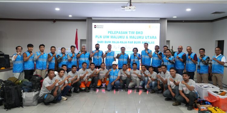 PLN UIW MMU Kerahkan 16 Petugas BKO ke Aceh untuk Penormalan Jaringan Listrik Pasca Musibah Banjir