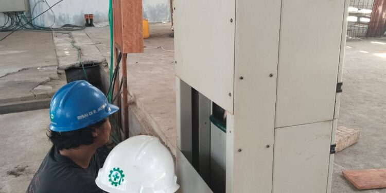 PLN Wujudkan Pemerataan Akses Energi di Kepulauan: Desa Pancoran Kini Resmi Teraliri Listrik