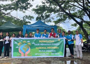 ULP Moa Gandeng Angkatan Muda Gereja Ranting Nazaret Lakukan Penanaman Pohon di Area PLTD