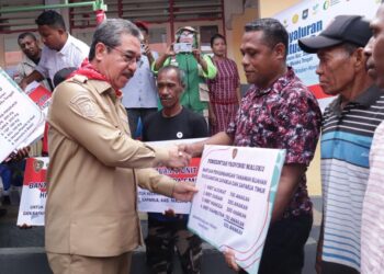 Gubernur Maluku Resmikan Kapal Literasi dan Perpustakaan Ramah Anak di Pulau Saparua