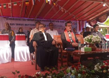 Gubernur Maluku Hadiri Perayaan 209 Tahun Baptisan dan 150 Tahun Gereja PNIEL Ouw