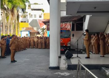 Di Apel Perdana 2026, Walikota Ambon Ungkap Akar Masalah Keuangan Daerah