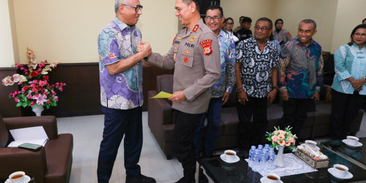 Kapolda Maluku Dorong Penguatan Pranata Adat untuk Jaga Stabilitas Sosial dan Kamtibmas