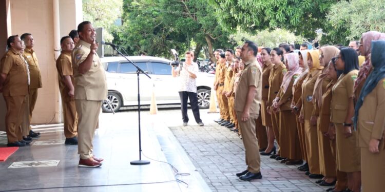 Wagub Maluku Abdullah Vanath Pimpin Apel Perdana 2026