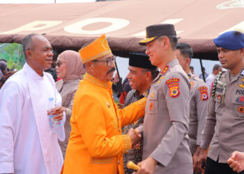 Hadiri Prosesi Ritual Adat Perdamaian di Desa Ngadi, Ini Pesan Kapolda Maluku