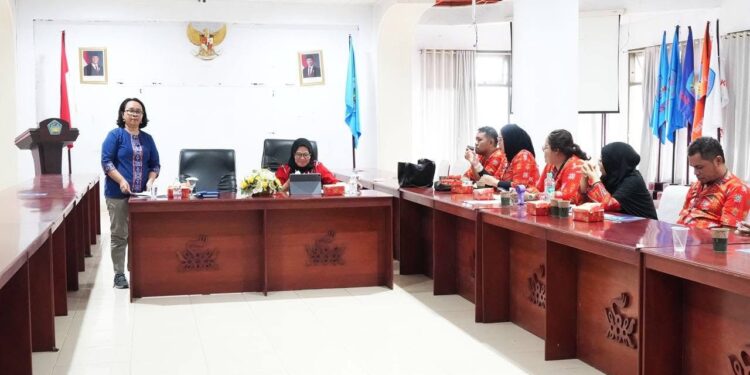 Unpatti Gelar Workshop Penyelarasan SOP Bidang Kemahasiswaan, Humas, dan Alumni