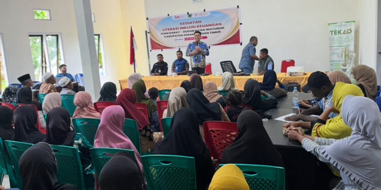 OJK Maluku Gelar Literasi Inklusi Keuangan dan Sosialisasi SLINK di Kilga Watubau SBT