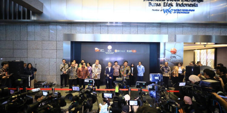 OJK Tegaskan Komitmen Perkuat Transparansi Tata Kelola Pasar Modal  Indonesia