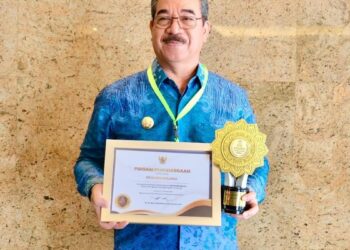 Gubernur Maluku Raih Penghargaan Nasional UHC