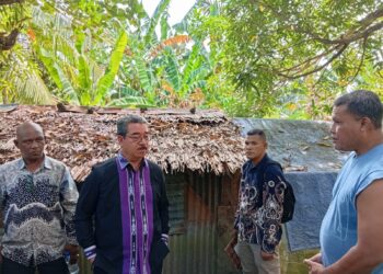 Dari Mimbar Gereja ke Tenda Pengungsian, Gubernur : Kariu Tak Akan Ditinggalkan