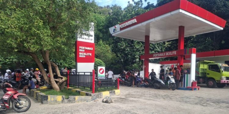 Pertamina Patra Niaga Papua Maluku Jaga Ketersediaan BBM di SPBU Pulau Kisar