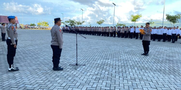 Polda Maluku Laksanakan Apel Gabungan, Ini Pesan Karo Ops