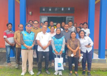 PLN ULP Tobelo Edukasi Warga Desa Paca Bahaya Listrik dan Kemudahan Layanan Digital