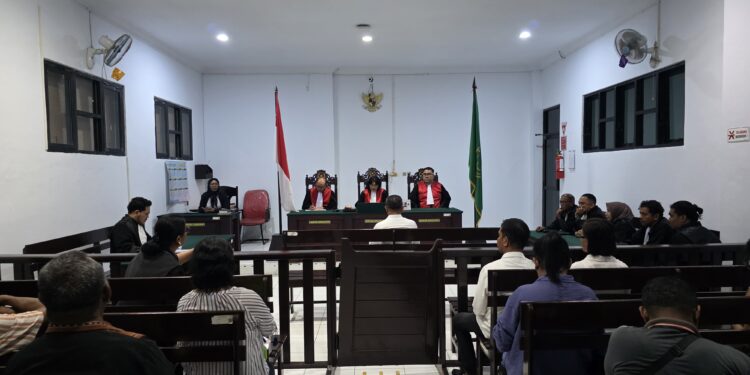 Dalam Replik, Jaksa Bantah Seluruh Dalil Pledoi Petrus Fatlolon