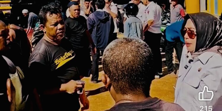 Wakil Walikota Ambon Tinjau Lokasi Longsor, Pastikan Penanganan dan Bantuan Warga