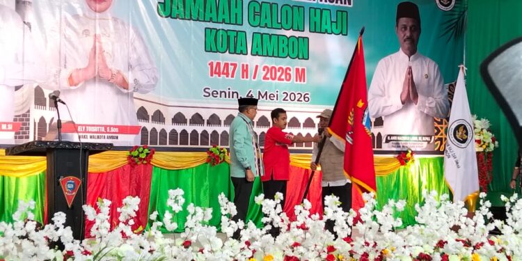 Walikota Bodewin Wattimena Lepas 461 Calon Jemaah Haji Asal Ambon